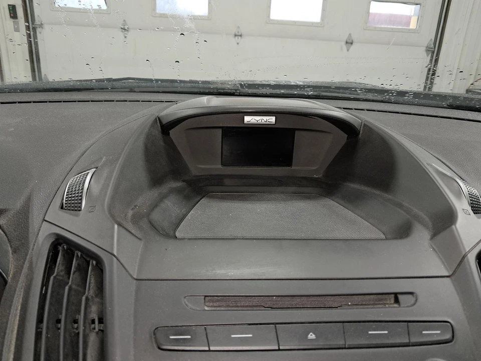 Pantalla de infoentretenimiento usada se adapta a: Ford Escape 2017 4,2`` pantalla grado A Foto 1 de 4