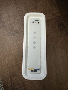 ARRIS SURFboard SB8200 Cable Modem Fast DOCSIS 3.1 32x8 Gigabit - Afbeelding 1 van 8