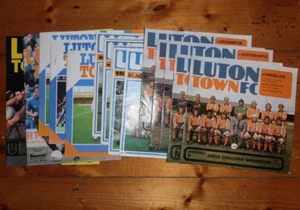 1970er LUTON TOWN FC HEIM FUSSBALL PROGRAMME - Ihre Wahl - KOSTENLOSER Versand - Bild 1 von 1