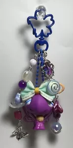 Llavero hecho a mano Littlest Pet Shop con mariposa #1739 - Imagen 1 de 3