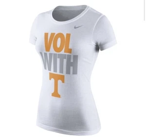 $26 NEW Tennessee Volunteers Nike Women's Go With T-Shirt - White XS - Picture 1 of 2