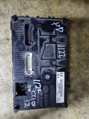 P8200621762 centralina confort per RENAULT CLIO II FASE (B CB0) 1.2 2001 1224793 - Immagine 1 di 4