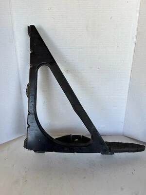 Soporte de guardabarros para pasajero derecho Pontiac Solstice 2006-09 OEM *VER DAÑOS* Foto 1 de 4