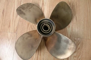 16 x 25P Bronze Brass Propeller Right Hand 4 Blade 26 Spline - Picture 1 of 10