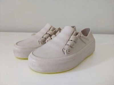 Mini Melissa Girls Beige Yellow MINI ULITSA SNEAKERS 32538-51516 Size 11 - Image 1 of 4