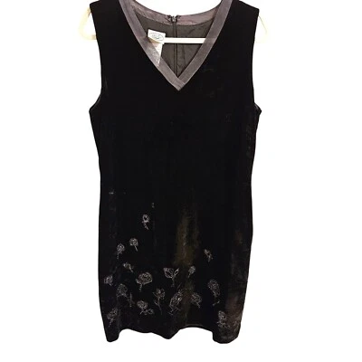 Laura Ashley Woman SZ 14 VTG Velvet Sleeveless Dress Embroidered V Neck Classic - Image 1 of 4