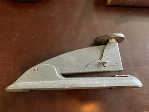 Swingline Stapler 4 - vintage - Speed Products Co Inc. Long Island City New York - Picture 1 of 7