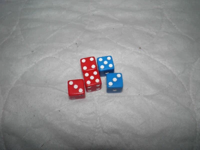 Lote de 5 dados de repuesto de juego de mesa Risk 2015 Foto 1 de 2