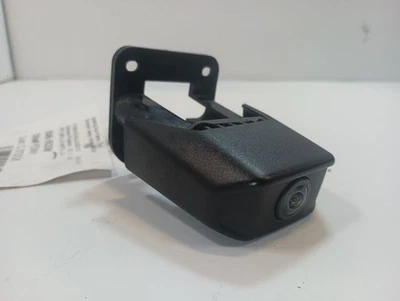 Cámara montada en parrilla de Volkswagen Atlas Cross Sport 2020 12452158 Foto 1 de 4