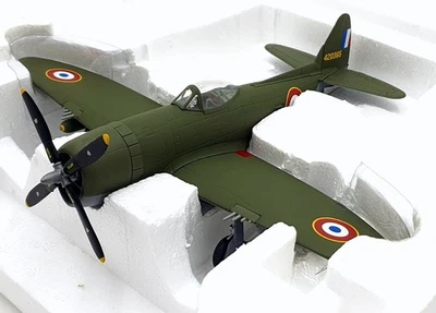 Franklin Mint escala 1/48 B11E096 - P47 Thunderbolt Francia Primera Fuerza Aérea Foto 1 de 4