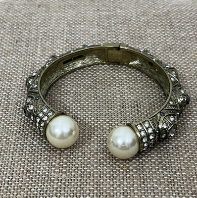 Brazalete Heidi Daus Tono Dorado Perla Bisagras Estrás Brazalete Art Deco Foto 1 de 4