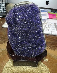 LARGE AMETHYST CRYSTAL CLUSTER GEODE FROM URUGUAY, CATHEDRAL POLISHED W/ STAND - Picture 1 of 5