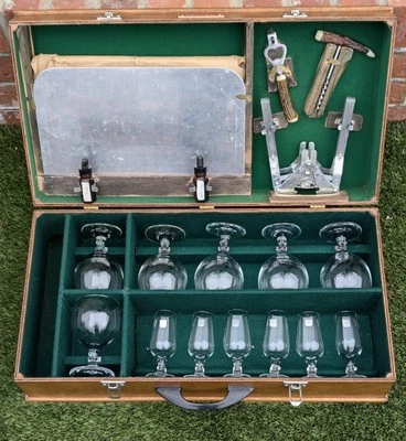 Vintage Wine And Beer Tasting Kit In Handmade Wooden Case (Amateur sommelier)  - Image 1 of 4