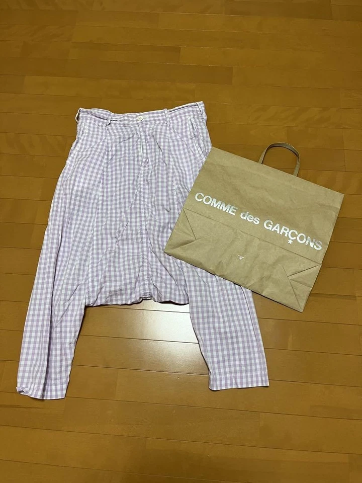 CALÇA SAROUEL XADREZ ROXO USADA COMME DES GARCONS ACEITÁVEL - Imagem 1 de 4