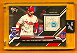 2024 Topps Now #63BB Kyle Schwarber (rendimiento del juego) reliquia base 98/99 Phillies - Imagen 1 de 2