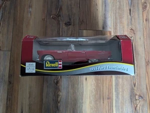 Revell 1955 Ford Thunderbird 40th Anniversary 1/18 Scale Diecast Model - Picture 1 of 5
