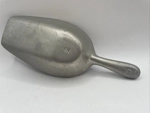 Vintage Wagner Ware #2 Aluminum Dry Goods Scoop - Picture 1 of 4