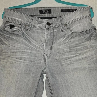 Guess Girly Vintage vibe Distressed look straight fit denim jeans  EUC - Image 1 of 4