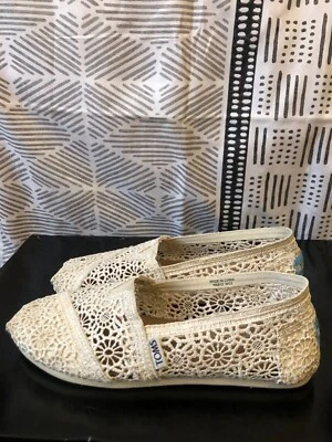 Mujer Toms Clásico Crochet Alparagata Zapato Talla 5 1/2 $15 Foto 1 de 4