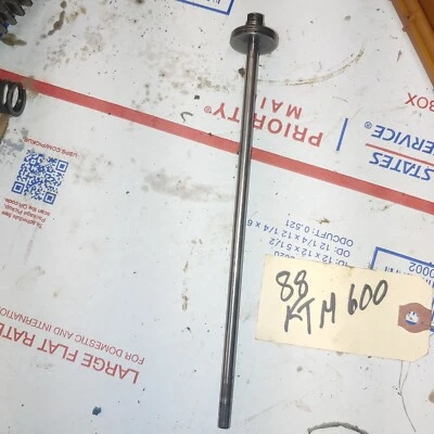 KTM 600 1988 Enduro varilla de embrague con cojinetes y clip Foto 1 de 2