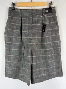 NEW Express Women's Gray Plaid High Rise Career Dressy Bermuda Shorts Size 8 - Picture 1 of 7