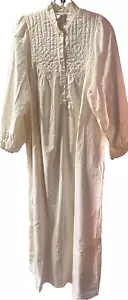 Barbizon Vintage Cuddleskin Cream Color Brushed Satin Princess Nightgown Medium - Picture 1 of 9