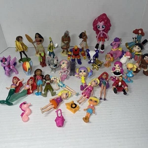 Mixed Lot Of 30 Figures - Picture 1 of 6
