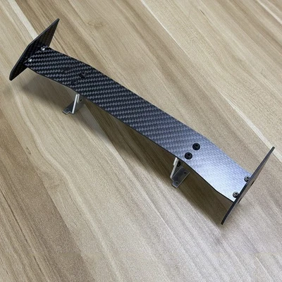 Ala trasera ajustable de fibra de carbono para superdeportivo Traxxas 1/7 XO-1 Foto 1 de 4