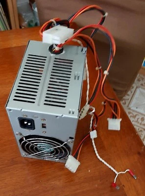 ALIMENTATORE PER COMPAQ DESKPRO VINTAGE 200 W - Immagine 1 di 4
