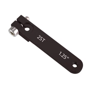 SpeedTek RC CNC Aluminum 1.25" Long 25T Clamping Servo Horn (Black) - Picture 1 of 2