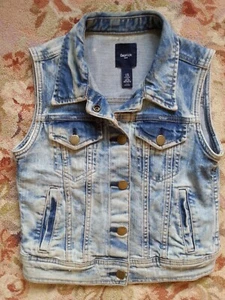 Girls Gap Kids Acid Wash Distressed Denim Vest Size XL 99% Cotton Sleeveless - Picture 1 of 6