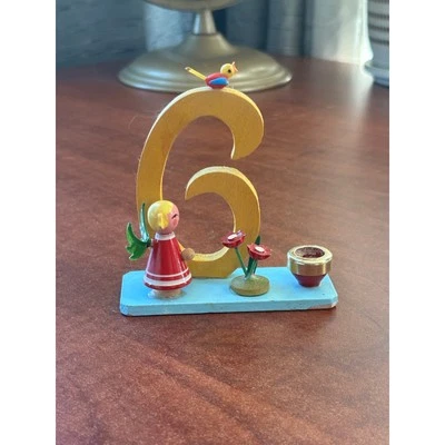 Candelabro de cumpleaños de madera Steinbach vintage, adorno para pasteles Foto 1 de 4