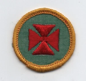 First Aid, Cadette GS Proficiency Badge, Cloth/Gauze Backing (1963-70) - Picture 1 of 1