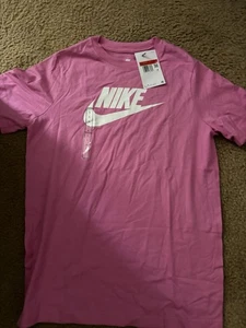 Girls Size Large Nike T Shirt. NWT - Picture 1 of 3