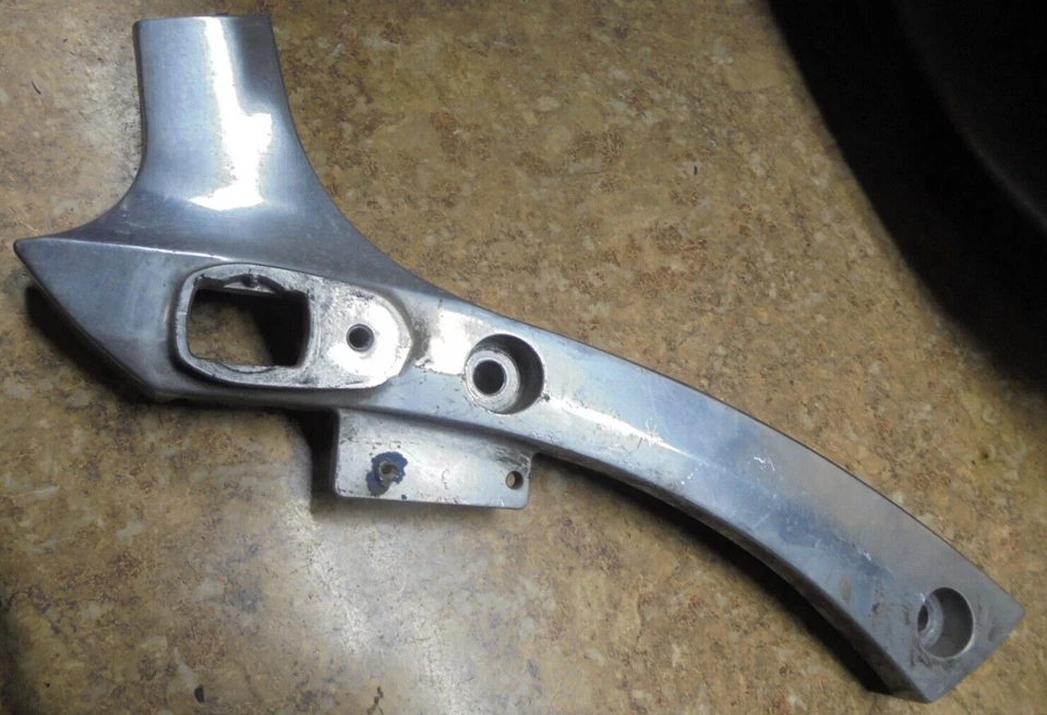 1986 Kawasaki Vulcan VN750 VN 750 A Assento Traseiro de Passageiro Encosto Direito - Imagem 1 de 1