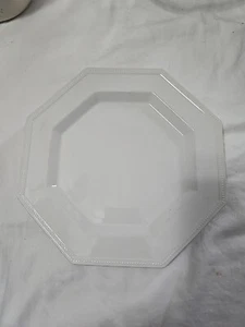 JOHNSON BROTHERS HERITAGE WHITE DINNER PLATE 10” READ - Picture 1 of 6