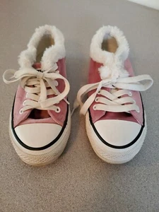 PJ Salvage Shoes Womens Sz 6 Sneakers Pink Velour Faux Fur Low Top Lace Ups - Picture 1 of 6