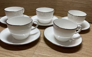 Wedgewood Doric 5 coffee tea cups and 5 saucers Platinum trim White Bone China - Picture 1 of 8
