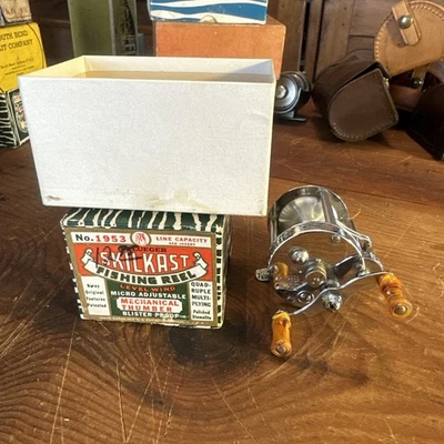 老式PFLUEGER SKILKAST编号 1953年钓鱼轮带盒,小册子 — 第 1/4 张图片