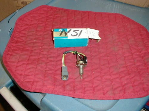 Interruptor centinela faro imperial chrysler 1969-70 nuevo de lote nuevo Foto 1 de 1