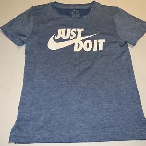 Nike Boys Dri-Fit Short Sleeved T-shirt Just Do It Blue Size 7 Swoosh - Picture 1 of 3