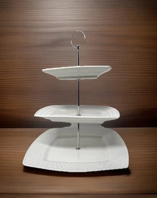 3 Tier Square White Dessert/Serving Tray, Silver Handle Unbranded 10”/7.5”/6”a - Image 1 of 4