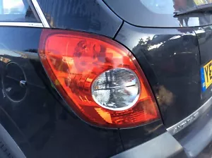 VAUXHALL ANTARA 2008 - grupo de luces de freno del lado del pasajero completo - UXU - Imagen 1 de 1