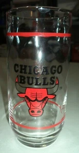 Chicago Bulls 16 oz. Glass - Picture 1 of 2