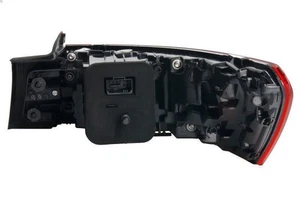 Luz trasera MAGNETI MARELLI 714081720101 - Imagen 1 de 8
