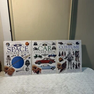 Space Ultimate Sticker Book by DK (English) Paperback Book - Bild 1 von 13