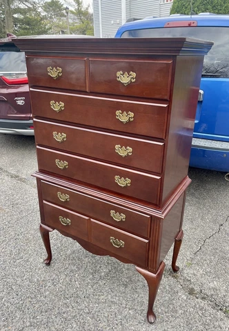 Vintage Bombay Company Queen Anne Style Highboy Dresser 1997 Cover