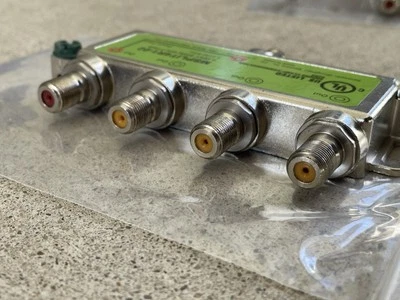 Direct Tv     SWM     4 Way SWIM    2-2150 MHz  MSPLIT4R1-02 - Image 1 of 4