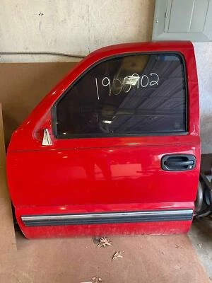 99 Chevrolet CHEVY SILVERADO 1500 Front Door Left RED EXTWA92602DR - Изображение 1 из 4