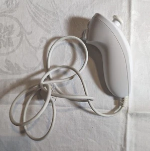 Used Original Nintendo Wii Nunchuk (RVL-004) Cleaned & Tested - Picture 1 of 5